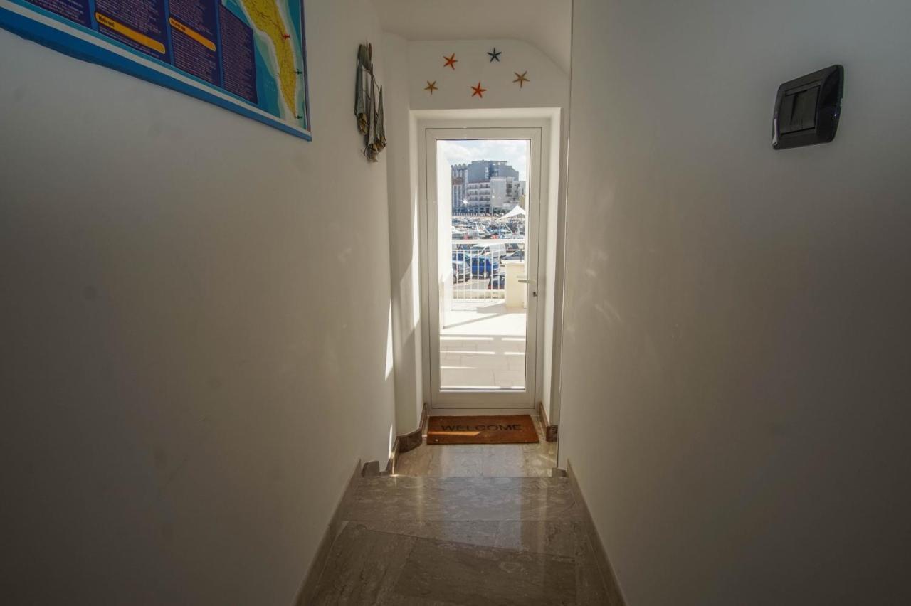 B&B Le Terrazze Мола ди Бари Екстериор снимка